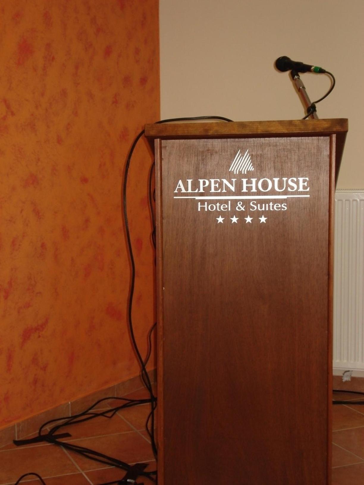 Alpen House Hotel & Suites Arachova Ngoại thất bức ảnh